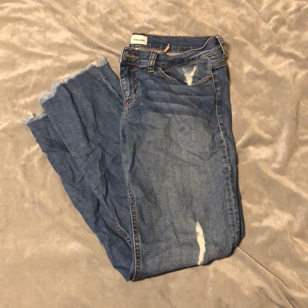 Sneak Peek jeans
